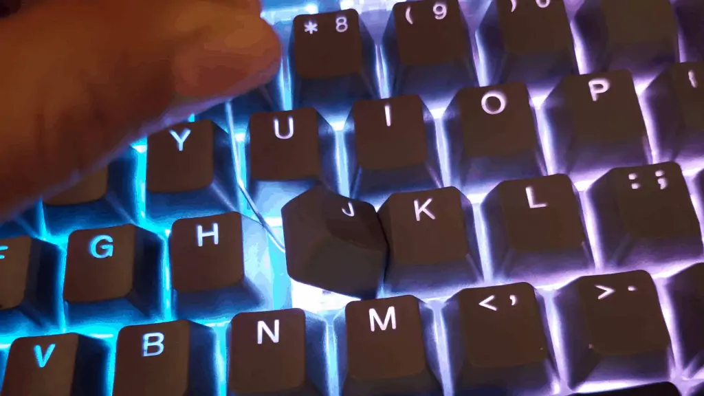 how to remove a spacebar from keyboard